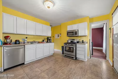 311 Avenue I, Matamoras, PA 18336 - Photo 17