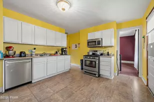 311 Avenue I, Matamoras, PA 18336 - Photo 17