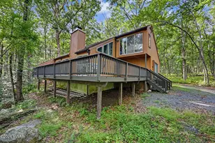 202 Basswood Dr, Hawley, PA 18428 - Photo 3