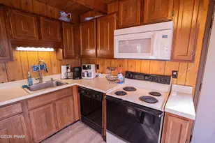 739 Woodridge Dr, Lake Ariel, PA 18436 - Photo 17