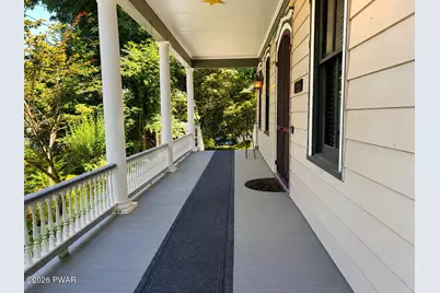 532 Atkinson Street, Hawley, PA 18428 - Photo 5