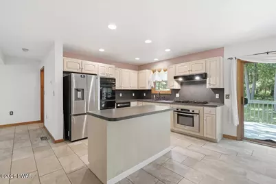 118 Robin Lane, Dingmans Ferry, PA 18328 - Photo 3