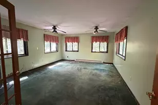 805 Towhee Ct, Lords Valley, PA 18428 - Photo 9
