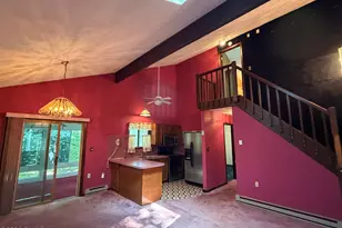 805 Towhee Ct, Lords Valley, PA 18428 - Photo 3