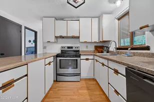 108 Claudine Ln, Dingmans Ferry, PA 18328 - Photo 17