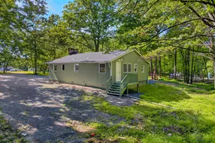 229 Lake Forest Dr, Dingmans Ferry, PA 18328 - Photo 33