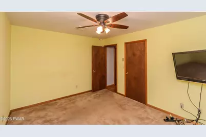 124 Claudine Lane, Dingmans Ferry, PA 18328 - Photo 17