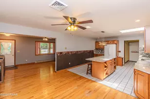 124 Claudine Ln, Dingmans Ferry, PA 18328 - Photo 5