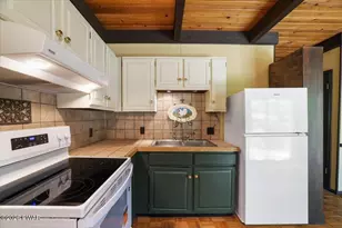 1107 Grouse Ct, Bushkill, PA 18324 - Photo 11