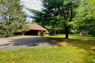 880 Long Ridge Rd, Hawley, PA 18428 - Photo 5
