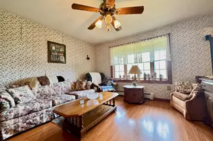 880 Long Ridge Rd, Hawley, PA 18428 - Photo 11