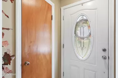2127 Route 590, Hawley, PA 18428 - Photo 7