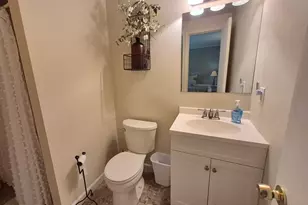 139 Pocono Cir Dr W, Dingmans Ferry, PA 18328 - Photo 25