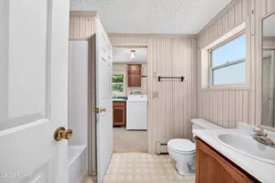 144 Buckskin Dr, Greentown, PA 18426 - Photo 17
