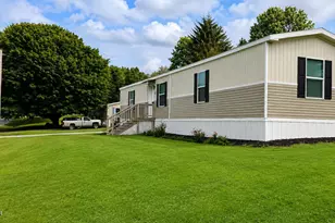 4 Big Pine Rd, Honesdale, PA 18431 - Photo 1