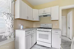 200 Delaware Dr, Matamoras, PA 18336 - Photo 25