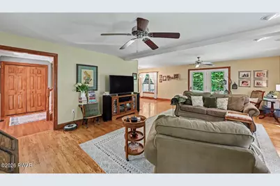 124 Windsor Way, Roaring Brook Township, PA 18444 - Photo 17