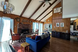 402 Canoe Brook Dr, Lords Valley, PA 18428 - Photo 3