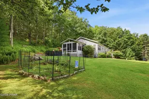 50 Woodland Dr, Beach Lake, PA 18405 - Photo 41