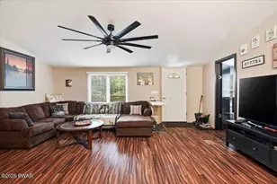 115 Teak Dr, Greentown, PA 18426 - Photo 13