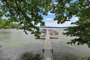 111 Green Cir, Paupack, PA 18451 - Photo 35