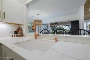 111 Green Cir, Paupack, PA 18451 - Photo 17
