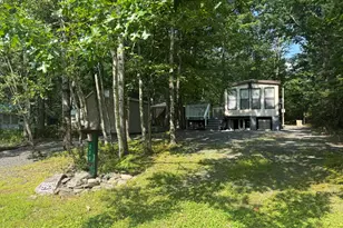 220 Tribes Dr, Shohola, PA 18458 - Photo 15
