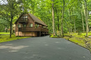 205 Fawn Lake Dr, Hawley, PA 18428 - Photo 11