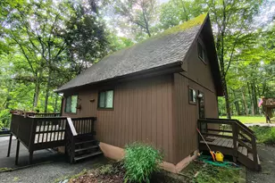 205 Fawn Lake Dr, Hawley, PA 18428 - Photo 7