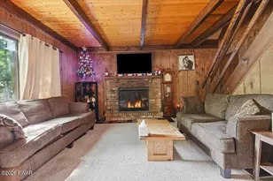 285 Lakeview Dr W, Lake Ariel, PA 18436 - Photo 5