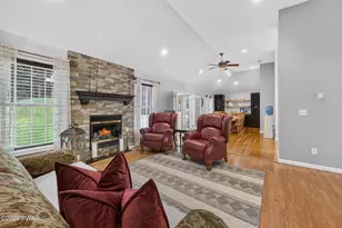 115 Columbine Ln, Milford, PA 18337 - Photo 5
