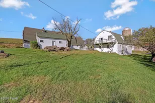 7 Terrace Ln, Tyler Hill, PA 18469 - Photo 71