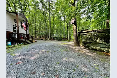 113 Blueridge Lane, Hawley, PA 18428 - Photo 3