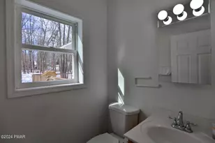110 Stallion Dr, Lords Valley, PA 18428 - Photo 213