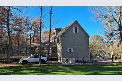110 Stallion Drive, Lords Valley, PA 18428 - Photo 11