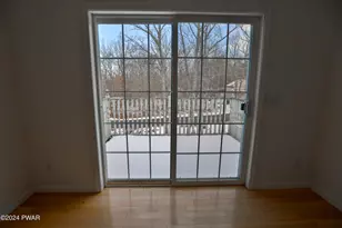 110 Stallion Dr, Lords Valley, PA 18428 - Photo 17