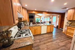136 Gunstock Ln, Tafton, PA 18464 - Photo 5
