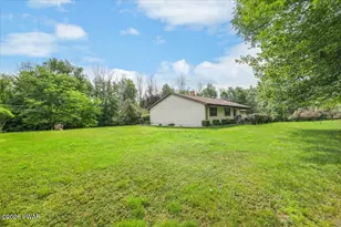 17 Silhouette Ln, Waymart, PA 18472 - Photo 5