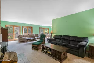17 Silhouette Ln, Waymart, PA 18472 - Photo 7