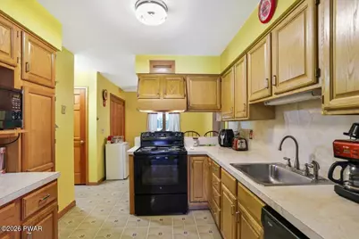 17 Silhouette Lane, Waymart, PA 18472 - Photo 15