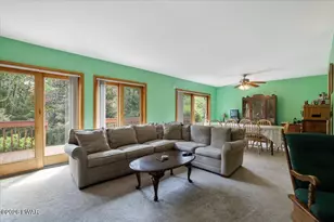 17 Silhouette Ln, Waymart, PA 18472 - Photo 11