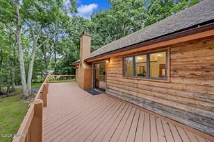 185 Maple Dr, Shohola, PA 18458 - Photo 15