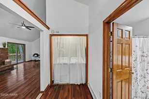 185 Maple Dr, Shohola, PA 18458 - Photo 45