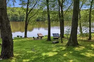 80 Lake Shore Dr, Waymart, PA 18472 - Photo 5