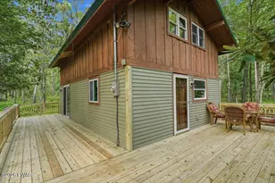 139 Lakeview Cir, Hawley, PA 18428 - Photo 3