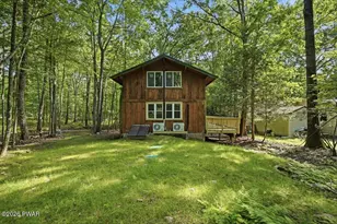 139 Lakeview Cir, Hawley, PA 18428 - Photo 39