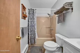 1021 Calypso Dr, Lake Ariel, PA 18436 - Photo 17
