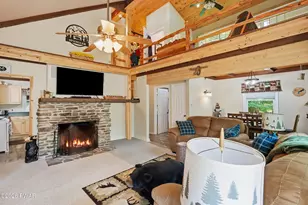 101 Ivywood Ln, Paupack, PA 18451 - Photo 13