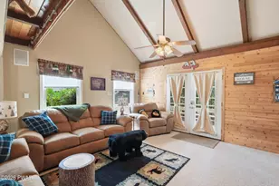101 Ivywood Ln, Paupack, PA 18451 - Photo 9