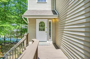 102 Eagle Rock Rd, Lackawaxen, PA 18435 - Photo 3